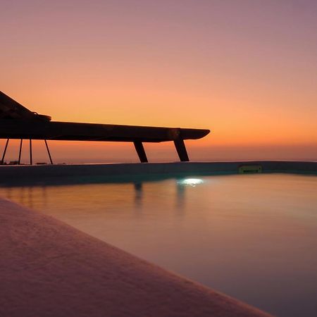 อปลาดา สวีท Bed & Breakfast เอีย ภายนอก รูปภาพ